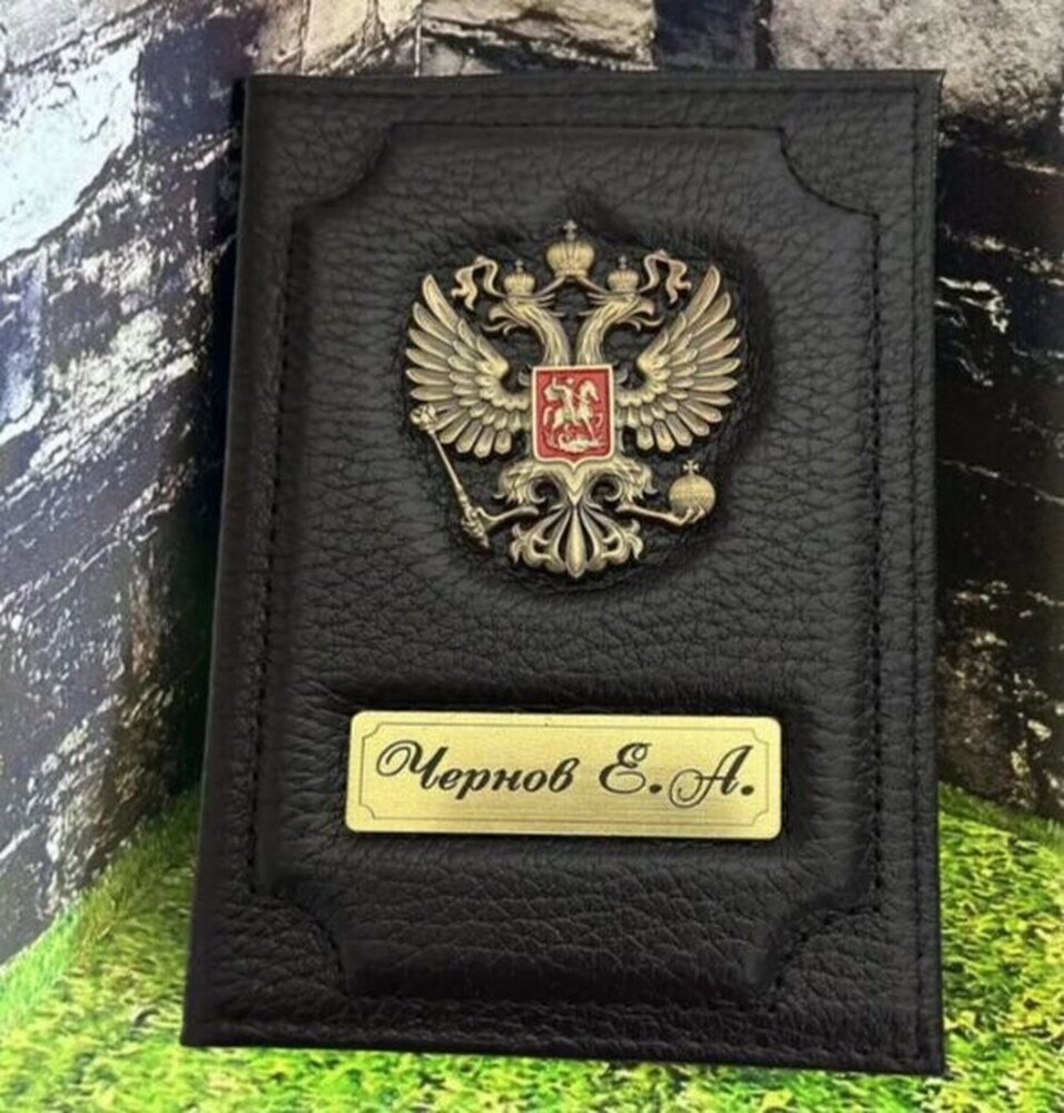 Кожаные изделия с именной гравировкой — обложки, ежедневники, ручки от мастерской Граввити